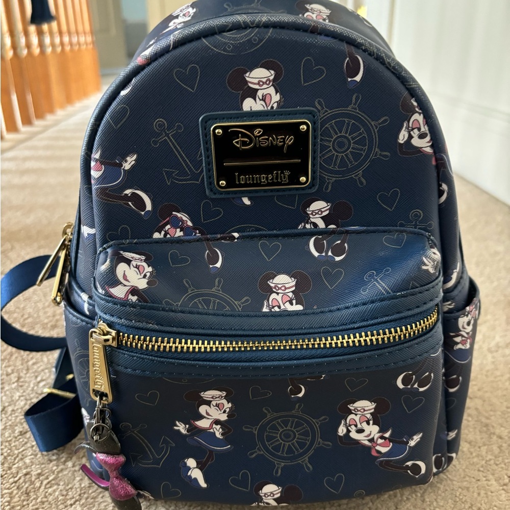 Disney Loungefly Sailor Minnie backpack, great condition
